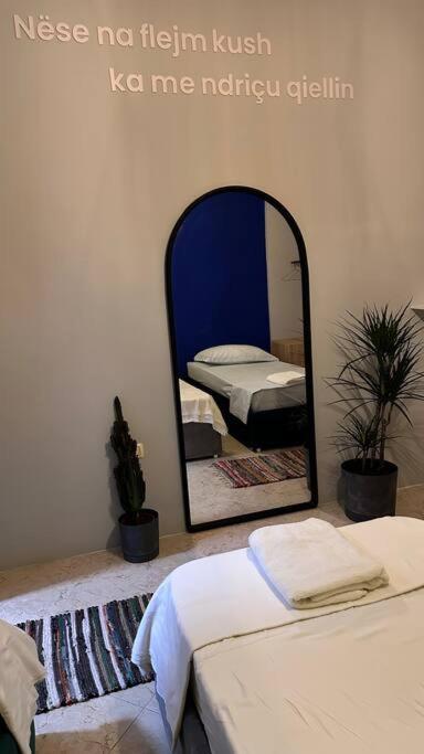 Super House Blloku - 3 Rooms Тирана Екстер'єр фото