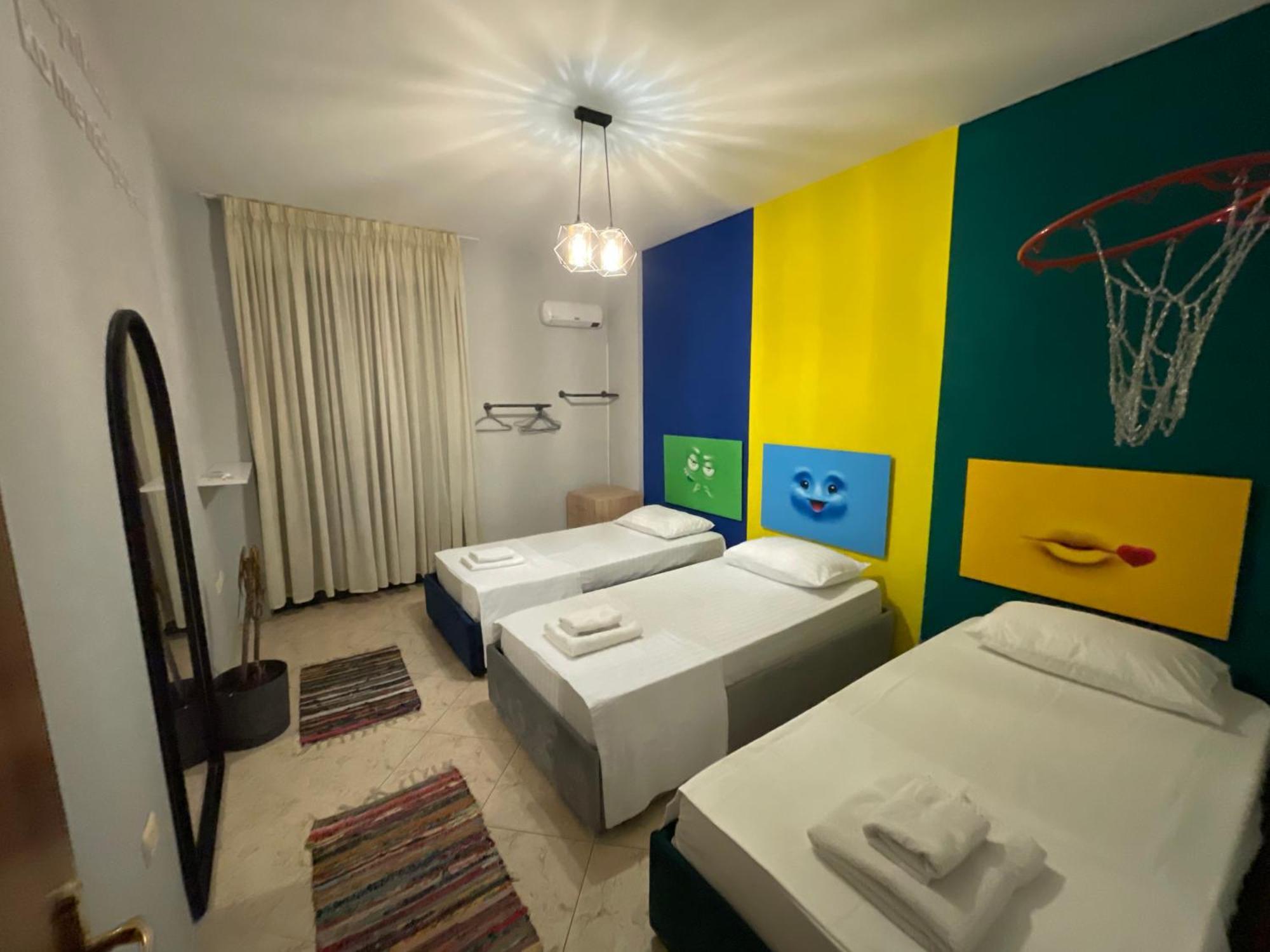 Super House Blloku - 3 Rooms Тирана Екстер'єр фото
